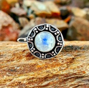 New Rainbow Moonstone 925 Silver Poison Ring.